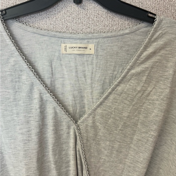 Lucky Brand Women's Size XL Sandwash Surplice Top modest business casual NWT - Picture 6 of 7